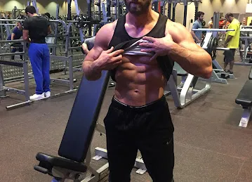 PERSONAL TRAINER AT DUBAI