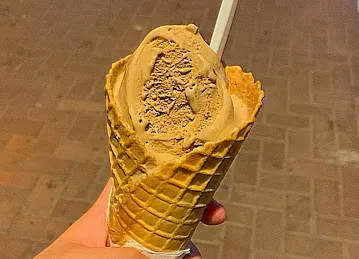 PH Supermarket Ice Cream Shop