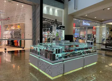 Phone Book - Mall of Emirates Branch
