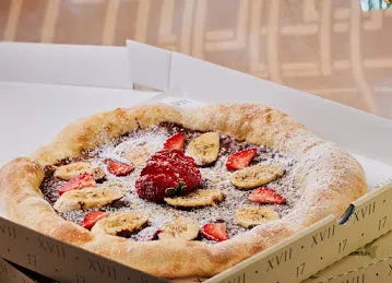 Piazza 17 Wasl Square