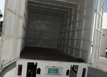 Pickup rental 3ton hydraulic tail lift dubai