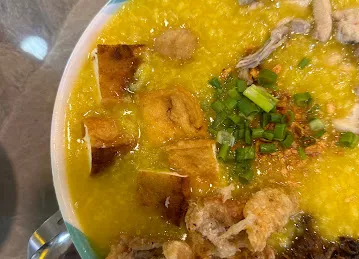 Picnic Pinoy Lomi House Restaurant