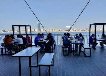 Pier One Seafood Restaurant - RAK