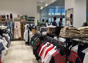 Pierre Cardin - Sahara Center