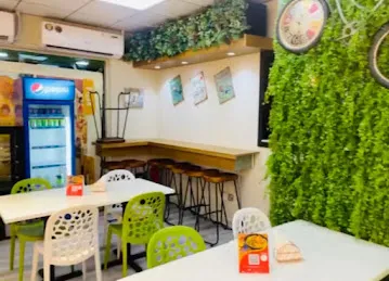 Pinoy Tambayan Restaurant