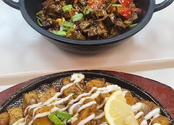 Pinoy Tambayan Restaurant