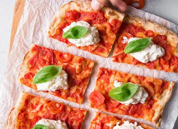 PINZA Pizza - Jumeirah Lake Towers