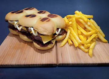 Pit Stop Burger