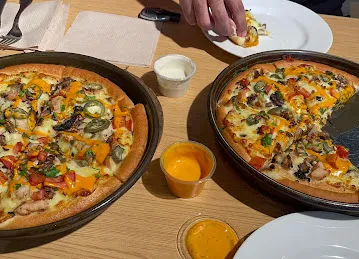 Pizza Hut