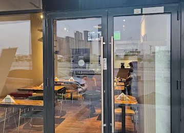 Poivre & Salt Restaurant - Cafe