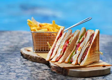 Pool Bar