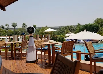 Poolside Restaurant