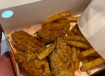 Popeyes Al Warqaa