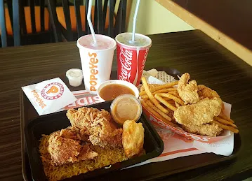 Popeyes Louisiana Kitchen - Al Rigga