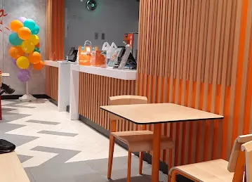 Popeyes Louisiana Kitchen - Al Rigga