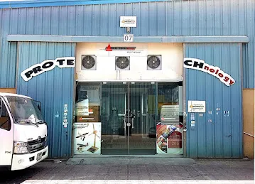 PRO TECHnology Warehouse