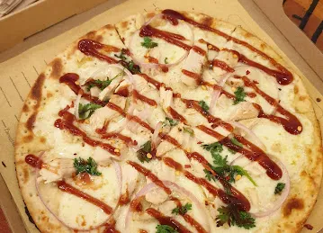 Project Pie Outlet Village