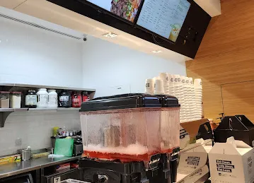 PROTEIN HOUSE AL WARQA HEALTHY • FIT • KITCHEN
