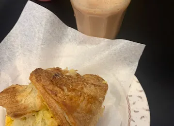 PullAkk Cafe