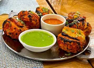 Punjab Bistro-One Square Meal