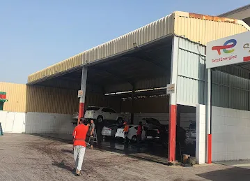 QAMAR AL MADINAH CAR WASH AND SERVICES