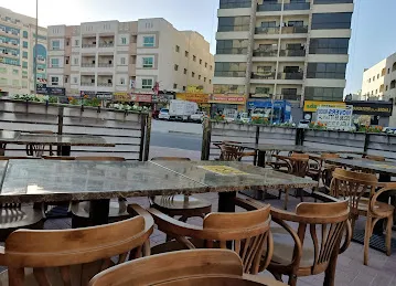 Qasmieh Al-Fawal Dubai مطعم قاسميه الفوال - دبي
