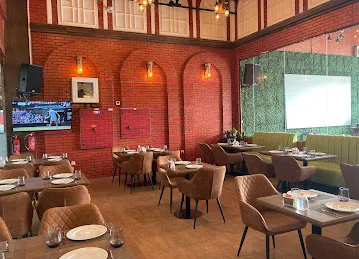 Qasr Al Madina Restaurant & Cafe