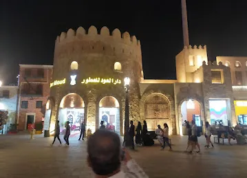 قرية الصنعة للمنتجات الاماراتية alsanaah village for Emirati products