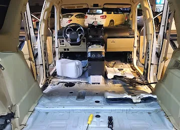 Quality car wash and oil change