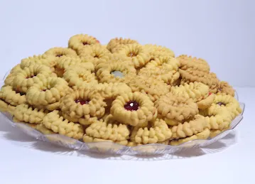 Queen bakery and sweet branch1