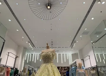 QUEEN COUTURE