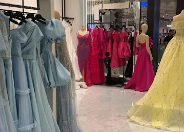 QUEEN COUTURE