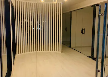 QUICK EXPRESS BUSINESS CENTER