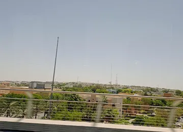 R 70 - The Gardens Metro Station