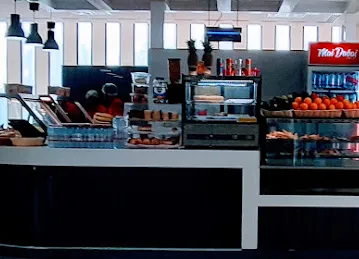 Raisins Cafe