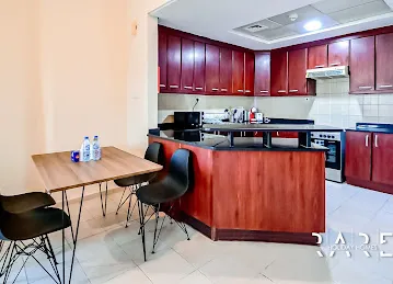Rare Holiday Homes - 516 Med-41