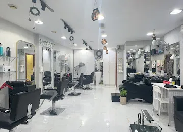 Razzle dazzle ladies beauty salon