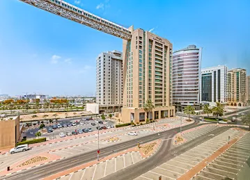 REAL ESTATE Commercial Company in Dubai