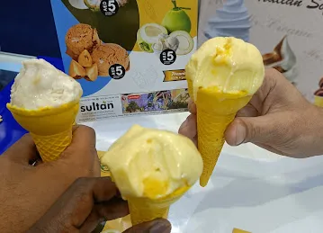 REAL FRUIT SULTAN SALEH ICE CREAM PARLOUR
