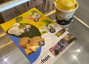 REAL FRUIT SULTAN SALEH ICE CREAM PARLOUR
