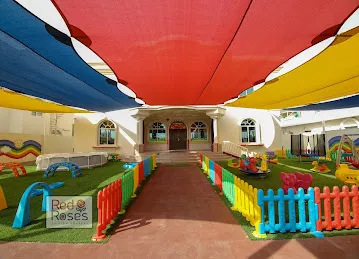 Red Roses British Nursery \u202bحضانة الزهور الحمراء البريطانية