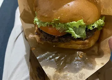 Regal Burger