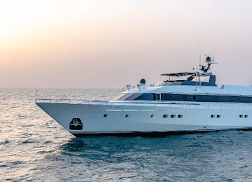 Rent Yacht in Dubai