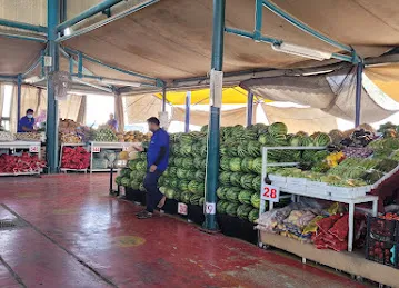 Retail shops al awir fruit and vegetable market