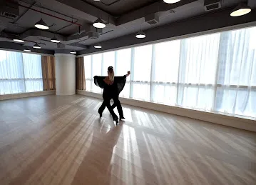 Reverie Dance