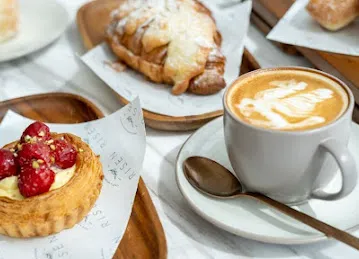 Risen Café and Artisanal Bakery, Jumeriah Village Circle