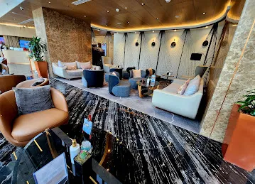 Risen Café and Artisanal Bakery, Jumeriah Village Circle