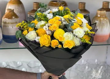 Rivan flowers & Gifts ريفان للزهور و الهدايا