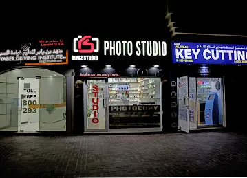 RIYAZ STUDIO LLC