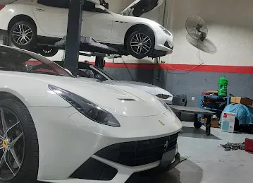 RMR AUTO MAINTENANCE GARAGE